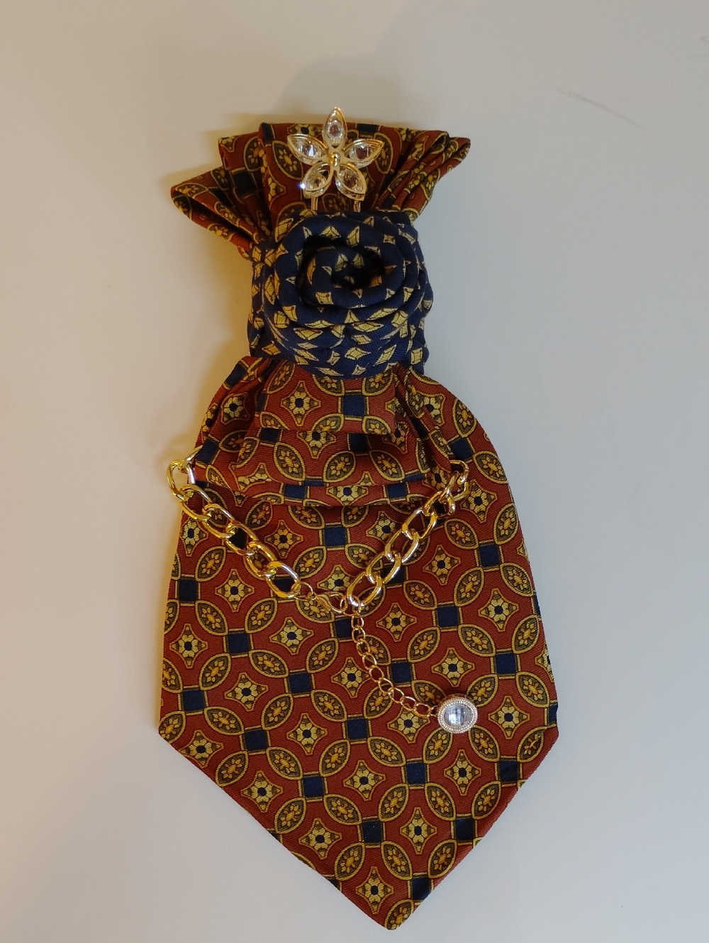 Women's Eloquent Design Tie in Rust and Navy